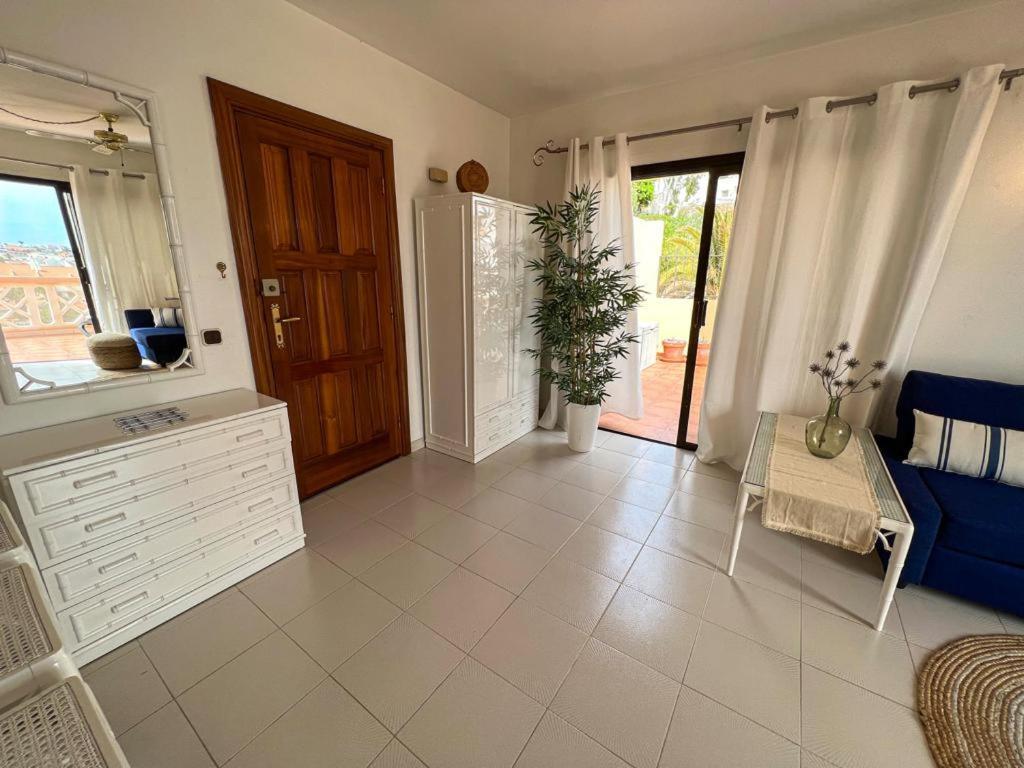 Paradise Seaview Apartment アデヘ エクステリア 写真