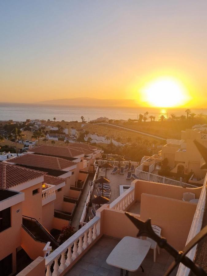 Paradise Seaview Apartment アデヘ エクステリア 写真